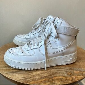 Nike | Air Force 1 High Top Classic White Sneakers